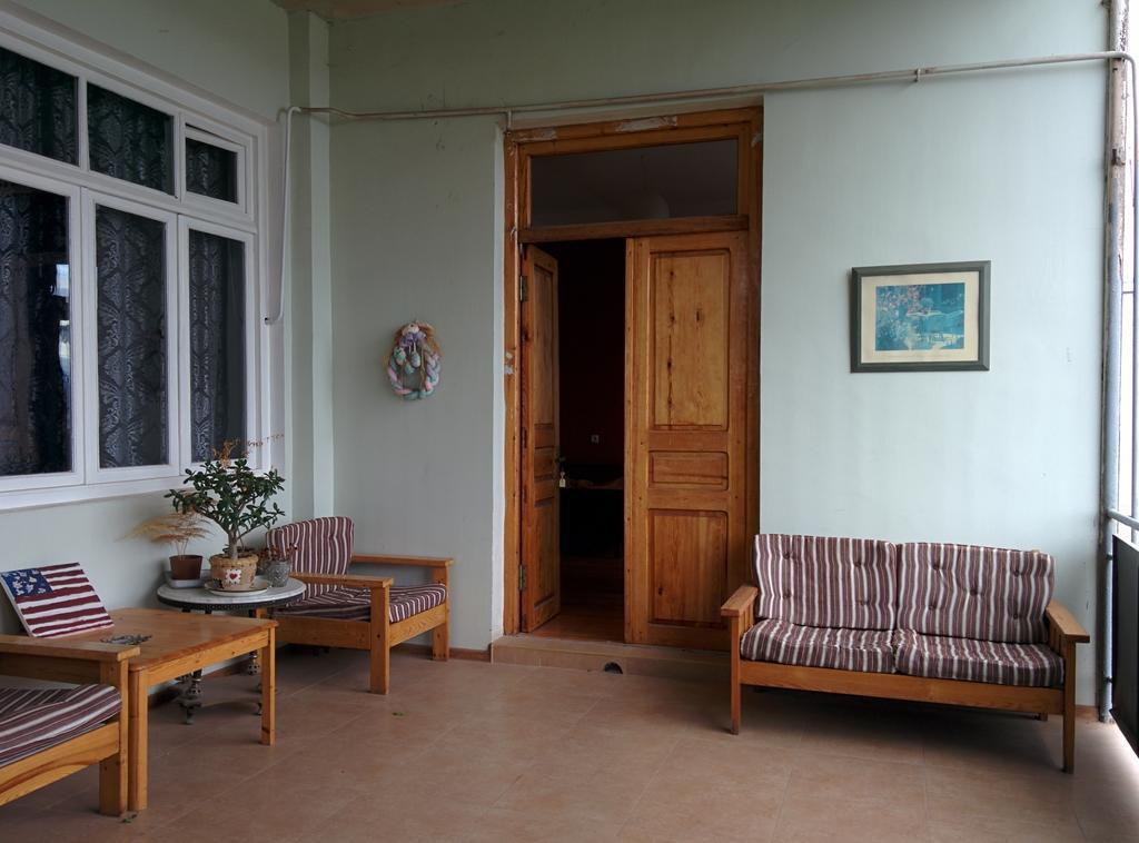 Guesthouse Natali Telavi Quarto foto
